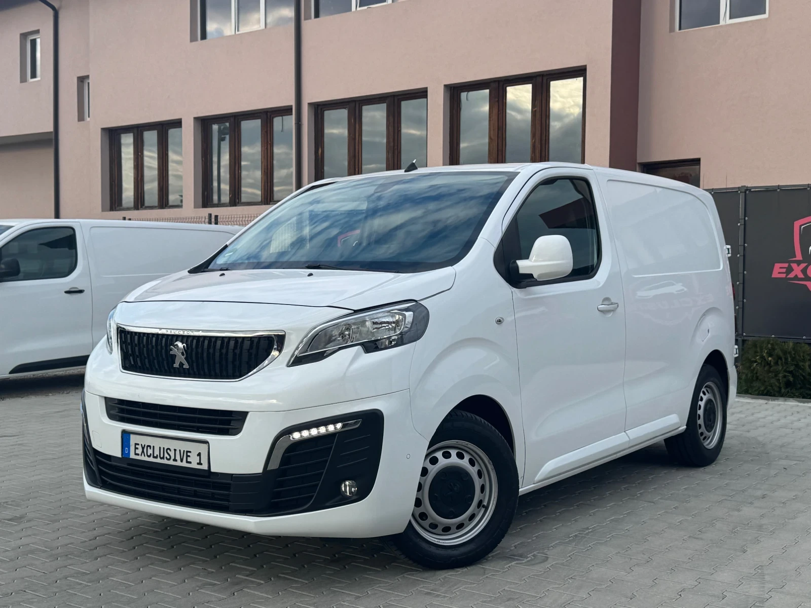 Peugeot Expert PREMUIM L1 WEBASTO AVTOMAT | Auto.bg — изображение 1