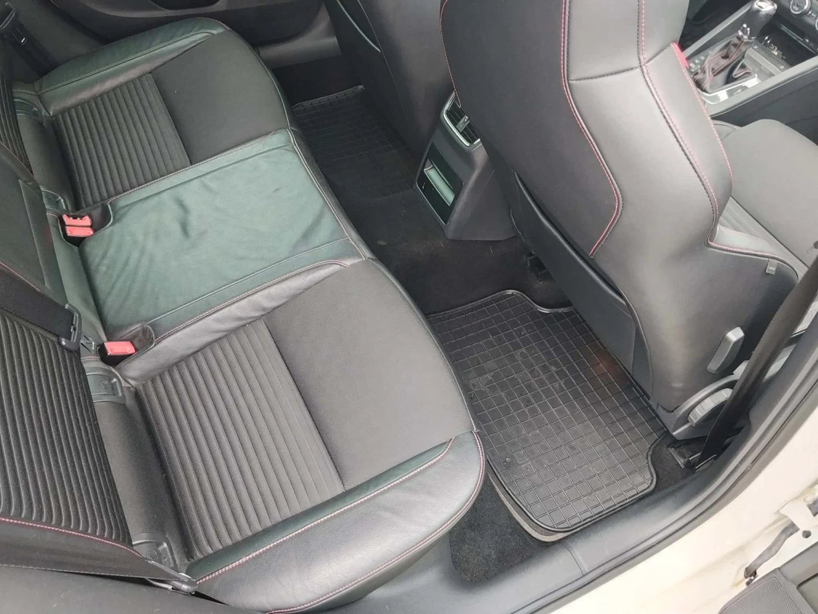 Skoda Octavia, снимка 10 - Автомобили и джипове - 54087477