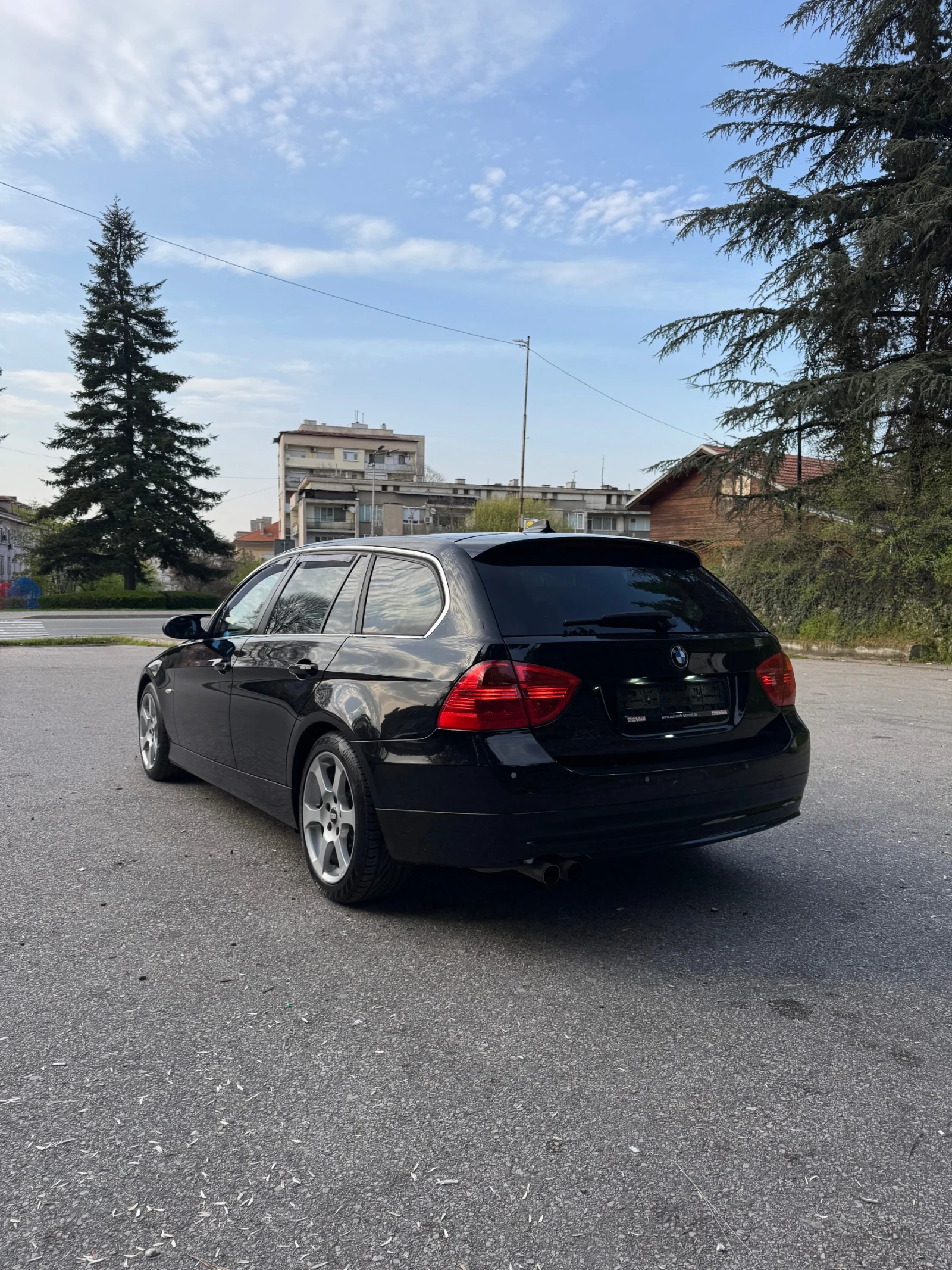 BMW 330, снимка 7 - Автомобили и джипове - 54220978