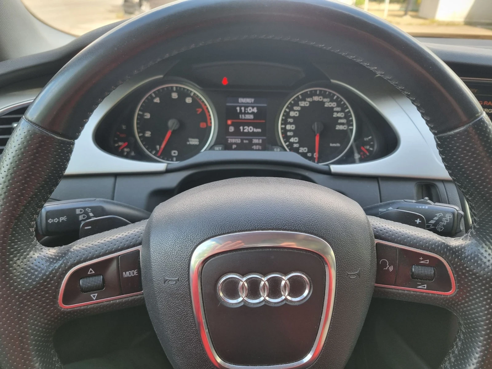 Audi A4 Allroad 2.0TFSI* QUATTRO* NAVI* КОЖА* ПАНОРАМА* КАМЕРА, снимка 12 - Автомобили и джипове - 54377286