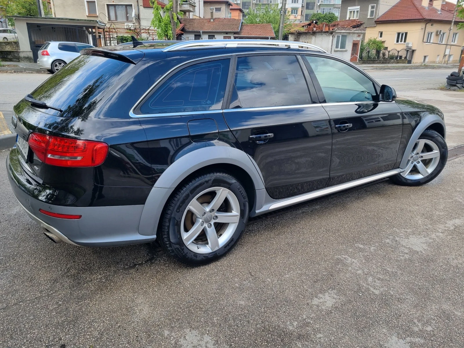 Audi A4 Allroad 2.0TFSI* QUATTRO* NAVI* КОЖА* ПАНОРАМА* КАМЕРА, снимка 6 - Автомобили и джипове - 54377286