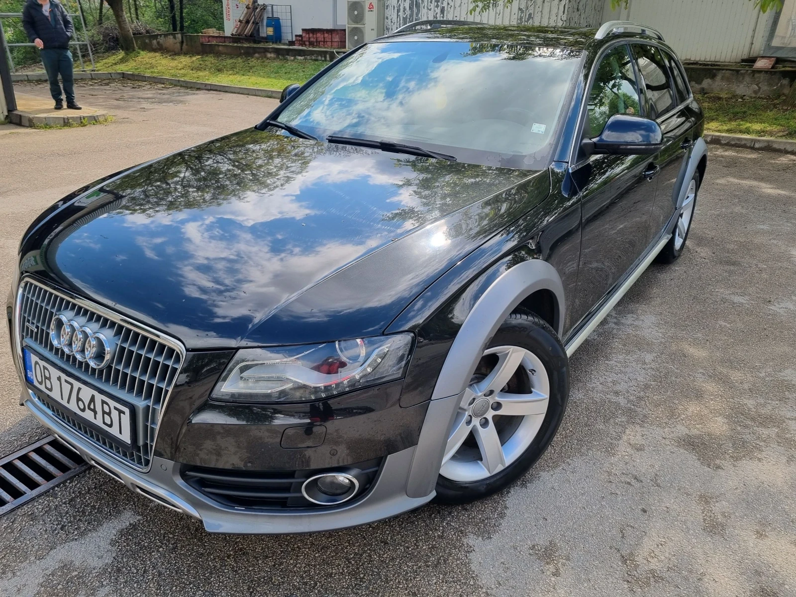 Audi A4 Allroad 2.0TFSI* QUATTRO* NAVI* КОЖА* ПАНОРАМА* КАМЕРА, снимка 3 - Автомобили и джипове - 54377286