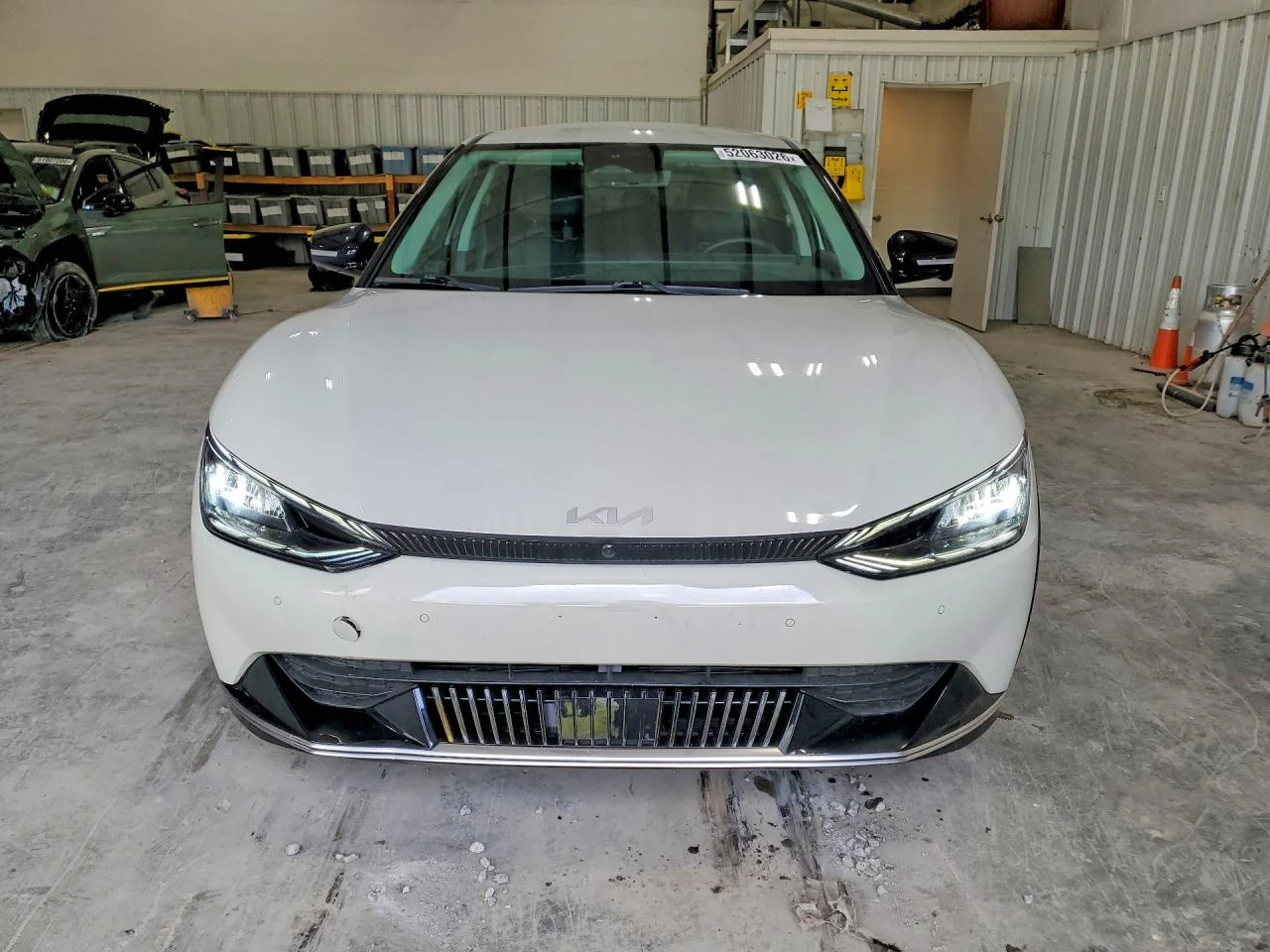 Kia EV6 0.0l Wind, снимка 5 - Автомобили и джипове - 54906590