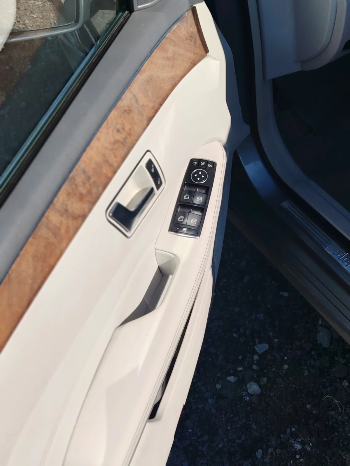 Mercedes-Benz E 300 M1, снимка 12 - Автомобили и джипове - 55693181