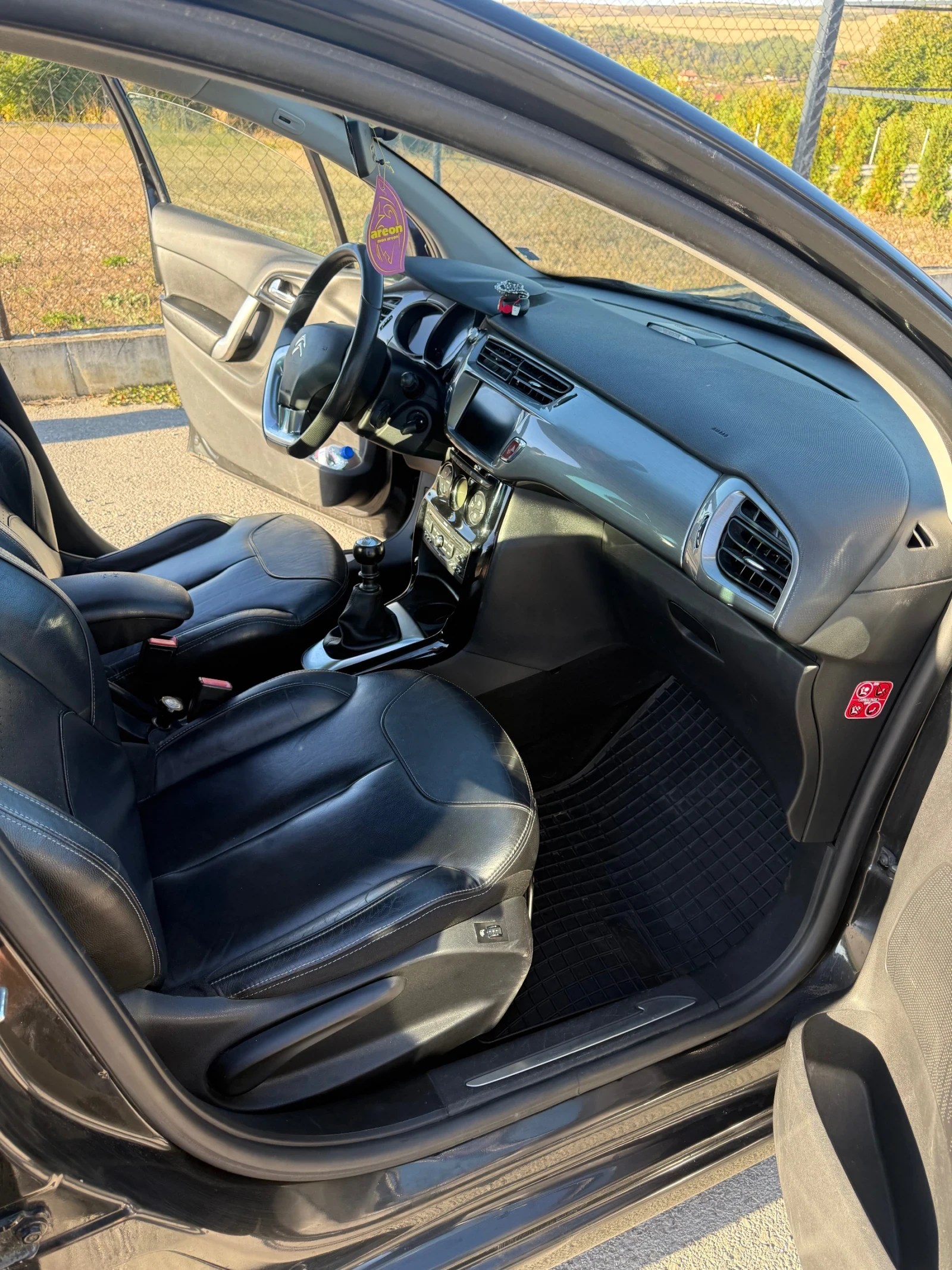 Citroen C3 EXCLUSIVE , снимка 11 - Автомобили и джипове - 56381919