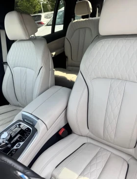 BMW X7 40I * INDIVIDUAL * 360 * БЯЛ САЛОН * 2+ 3+ 2 * , снимка 9