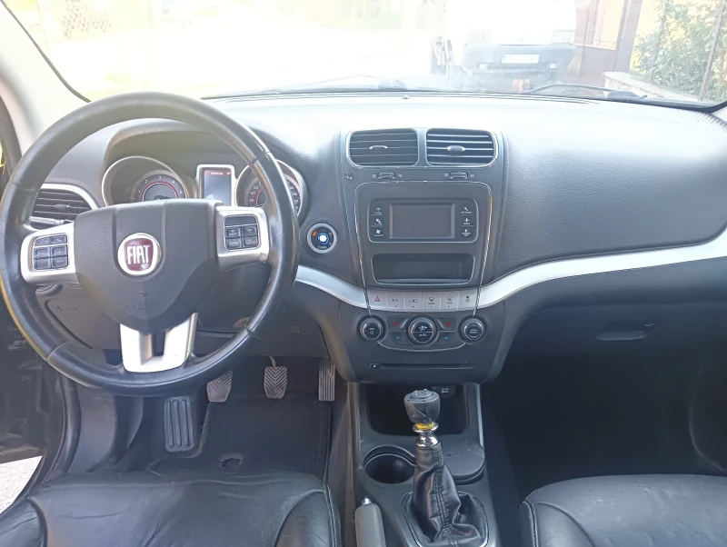 Fiat Freemont 2.0 Multijet, снимка 9 - Автомобили и джипове - 47463447