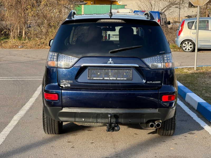 Mitsubishi Outlander 2.2DI-D 4x4 7-местен, снимка 6 - Автомобили и джипове - 48030794