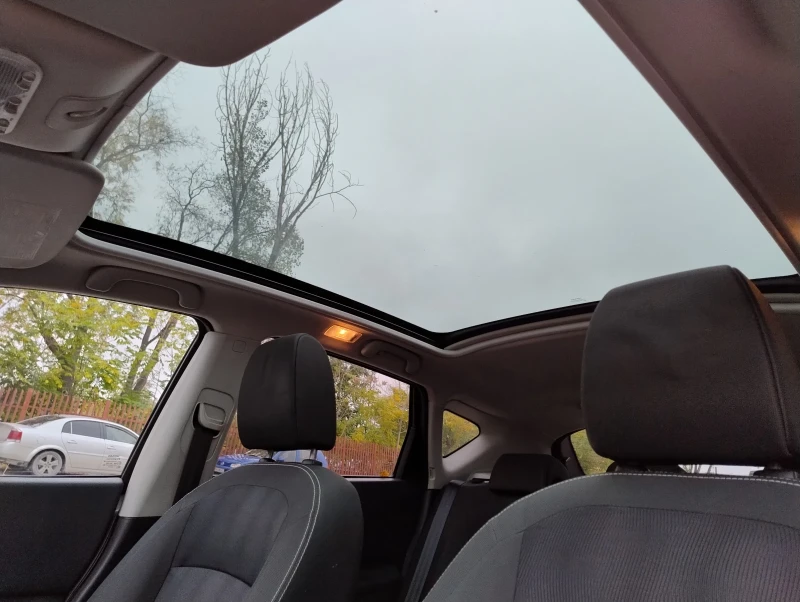 Nissan Qashqai Панорама, 360-камера, бартер, пълна история, снимка 6 - Автомобили и джипове - 52336607
