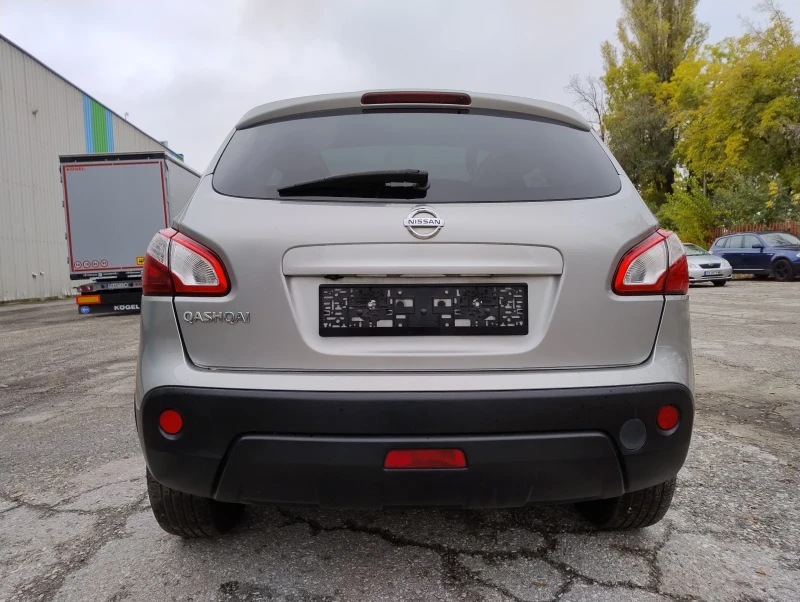 Nissan Qashqai Панорама, 360-камера, бартер, пълна история, снимка 2 - Автомобили и джипове - 52336607