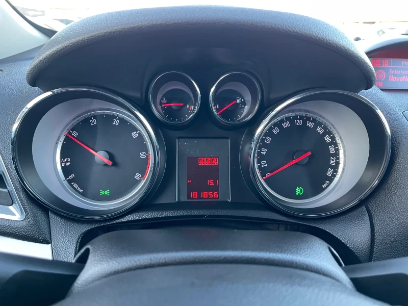 Opel Mokka Bqla PERLA! UNIKAT!! 180k KM!!!, снимка 12 - Автомобили и джипове - 52940883