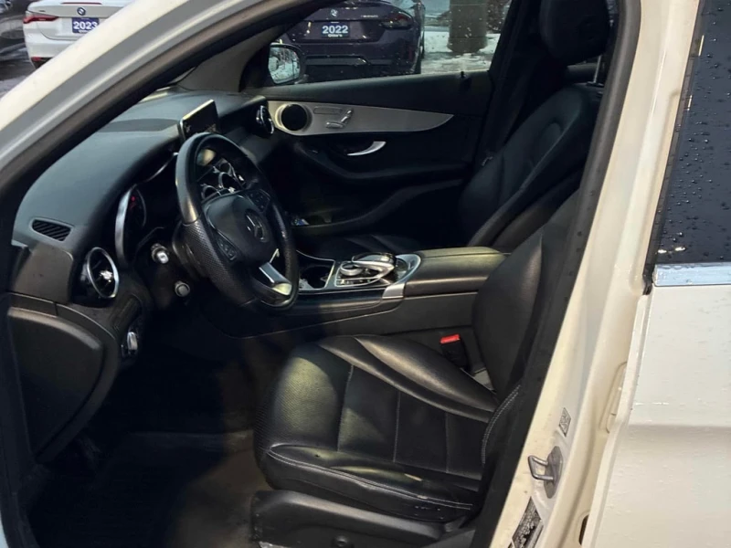 Mercedes-Benz GLC 300 2017 * CARFAX * БЕЗ ПЪРВОНАЧАЛНА ВНОСКА, снимка 7 - Автомобили и джипове - 53049753