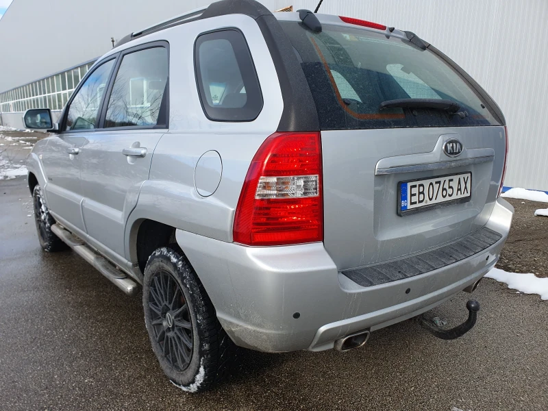 Kia Sportage 2.0crdi, снимка 4 - Автомобили и джипове - 53307147
