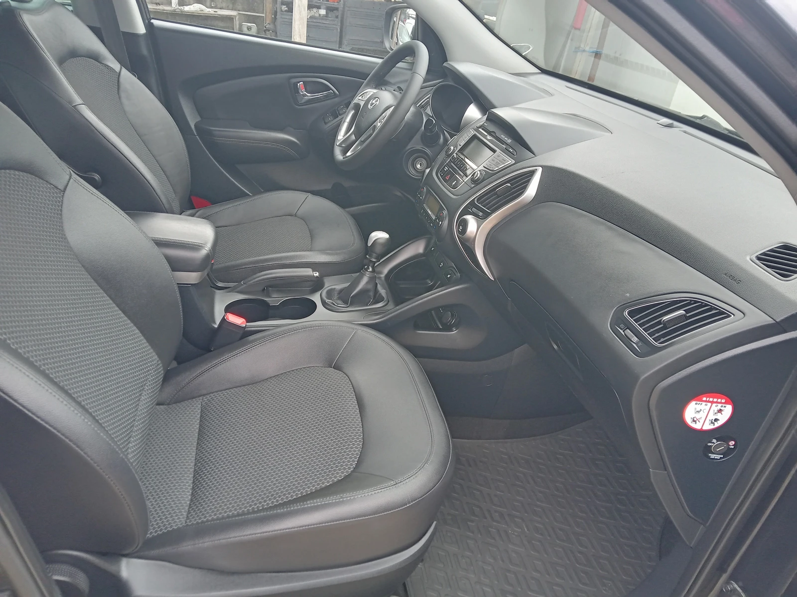 Hyundai IX35 1.7 дизел  - изображение 8