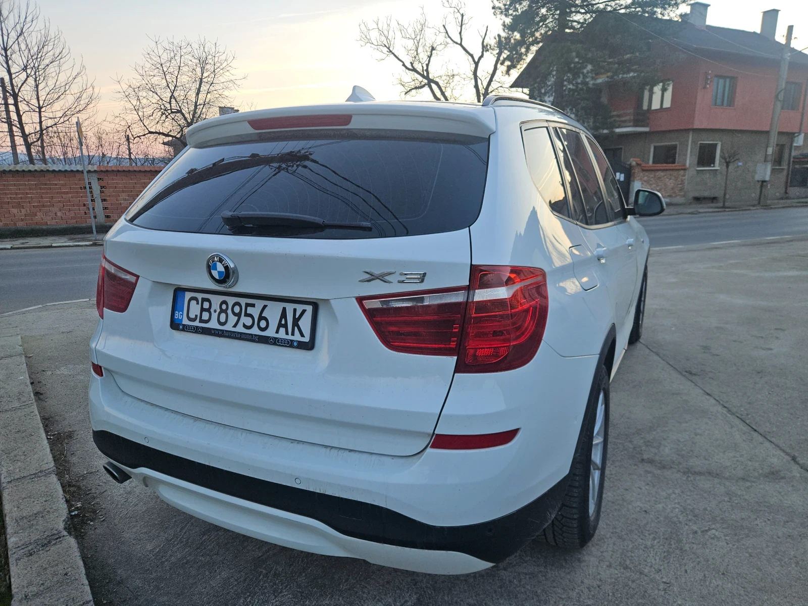 BMW X3 2.0 x drive товарен 3+ 1, снимка 2 - Автомобили и джипове - 53738716