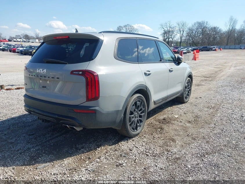 Kia Telluride 3.8l Ex, снимка 4 - Автомобили и джипове - 54094730