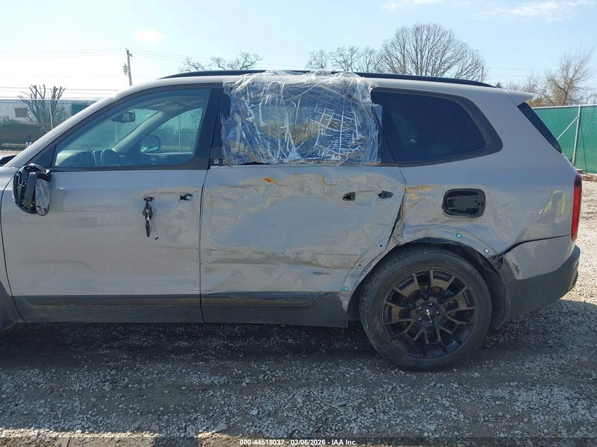 Kia Telluride 3.8l Ex, снимка 6 - Автомобили и джипове - 54094730
