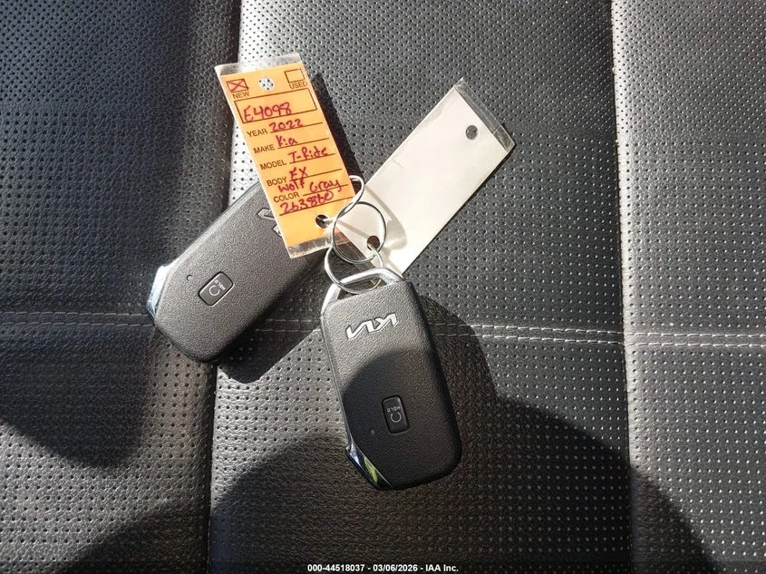 Kia Telluride 3.8l Ex, снимка 11 - Автомобили и джипове - 54094730