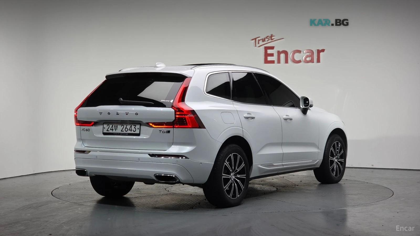 Volvo XC60 Т6 INSCRIPTION/360 VIEW/HUD/KEYLESS/PANO, снимка 2 - Автомобили и джипове - 54801575