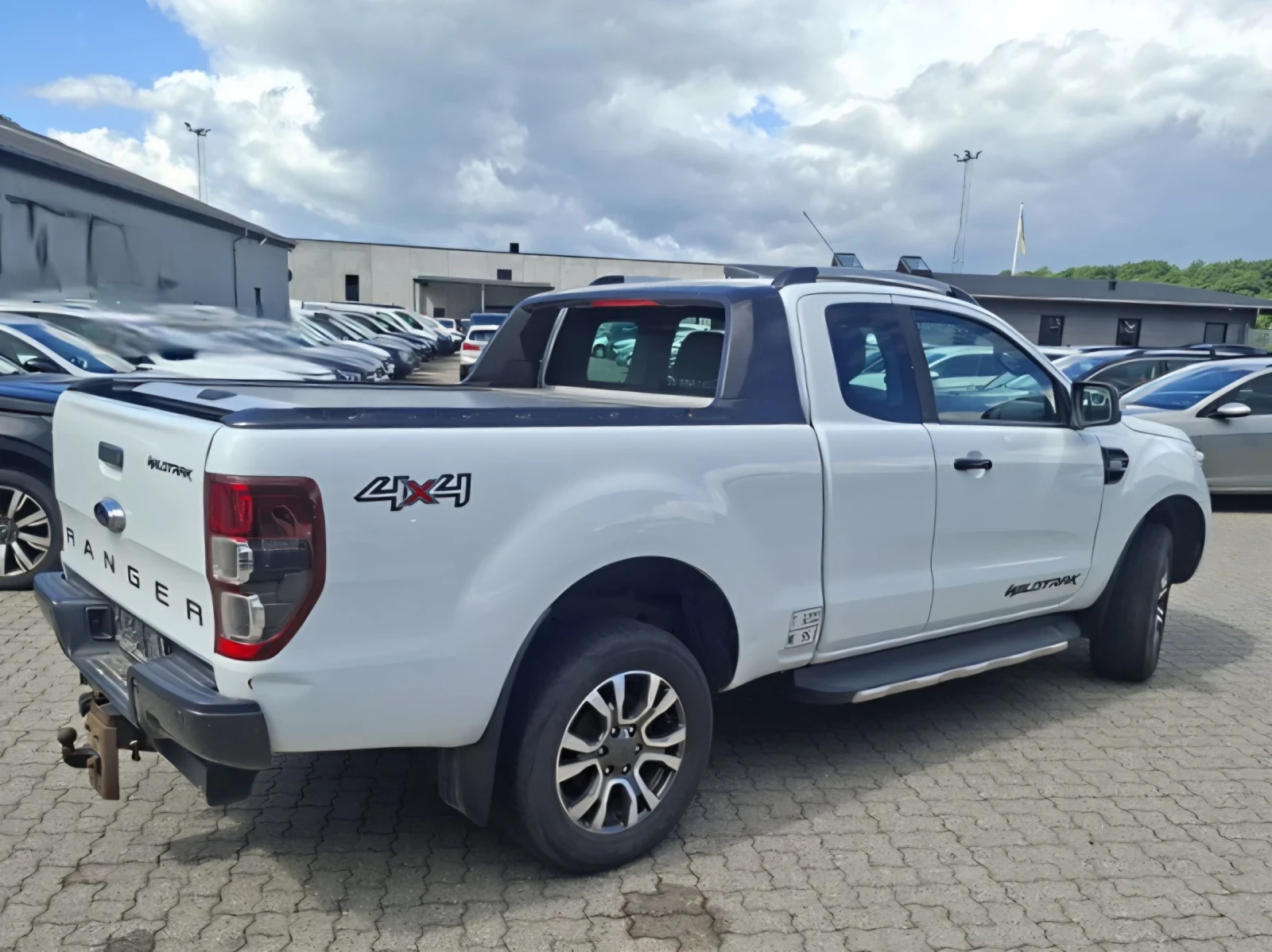Ford Ranger Wildtrak | 3.2d | Automatic | Extracab, снимка 3 - Автомобили и джипове - 54857213