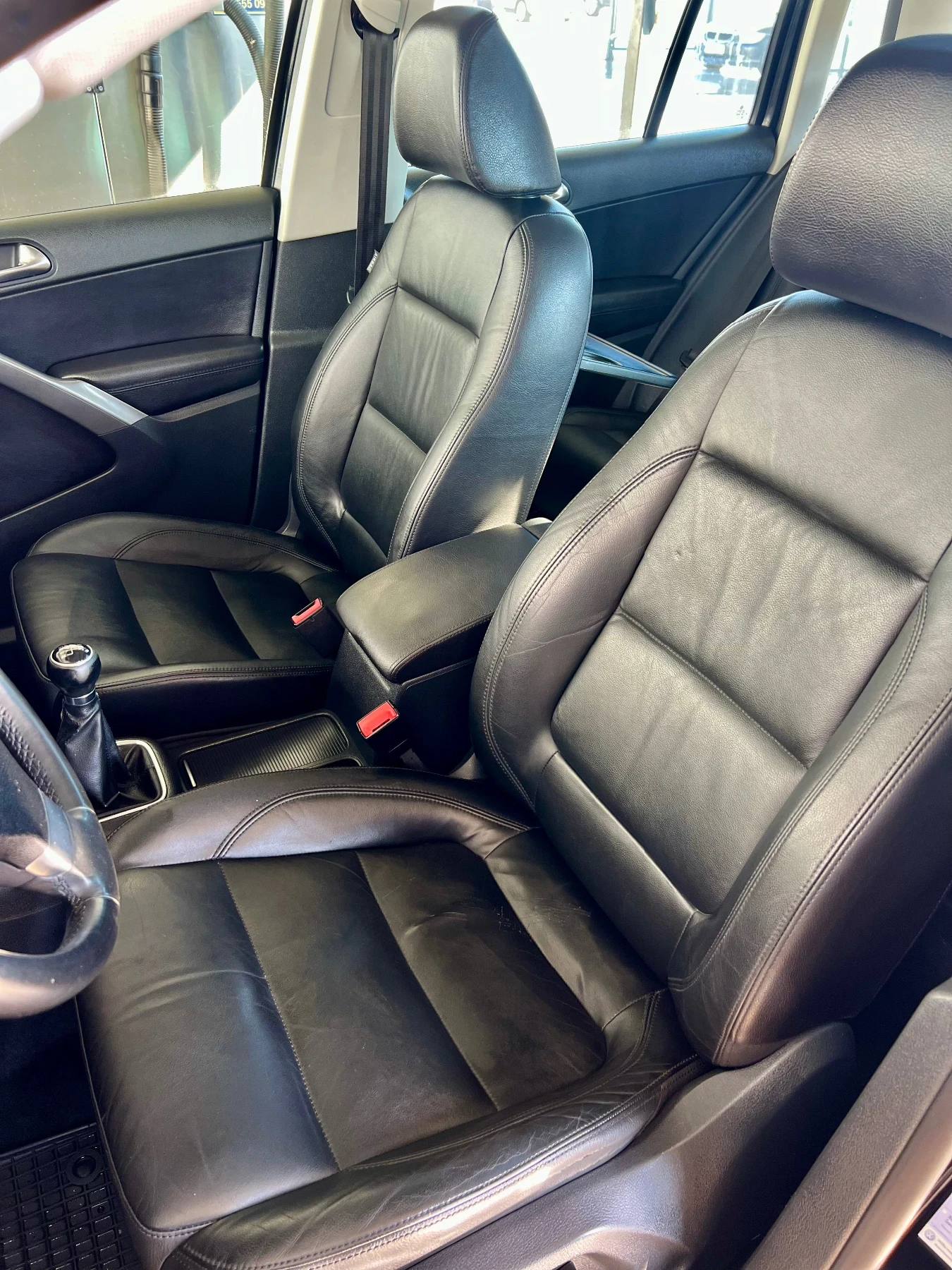 VW Tiguan 2.0 4x4 Navi Pano | Mobile.bg � ����������� 9