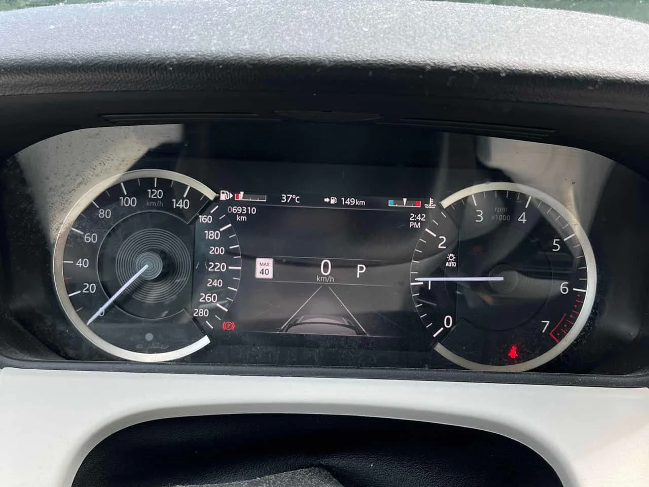 Land Rover Range Rover Velar * S * CARFAX * ЦЕНА ДО БГ, снимка 8 - Автомобили и джипове - 55546447