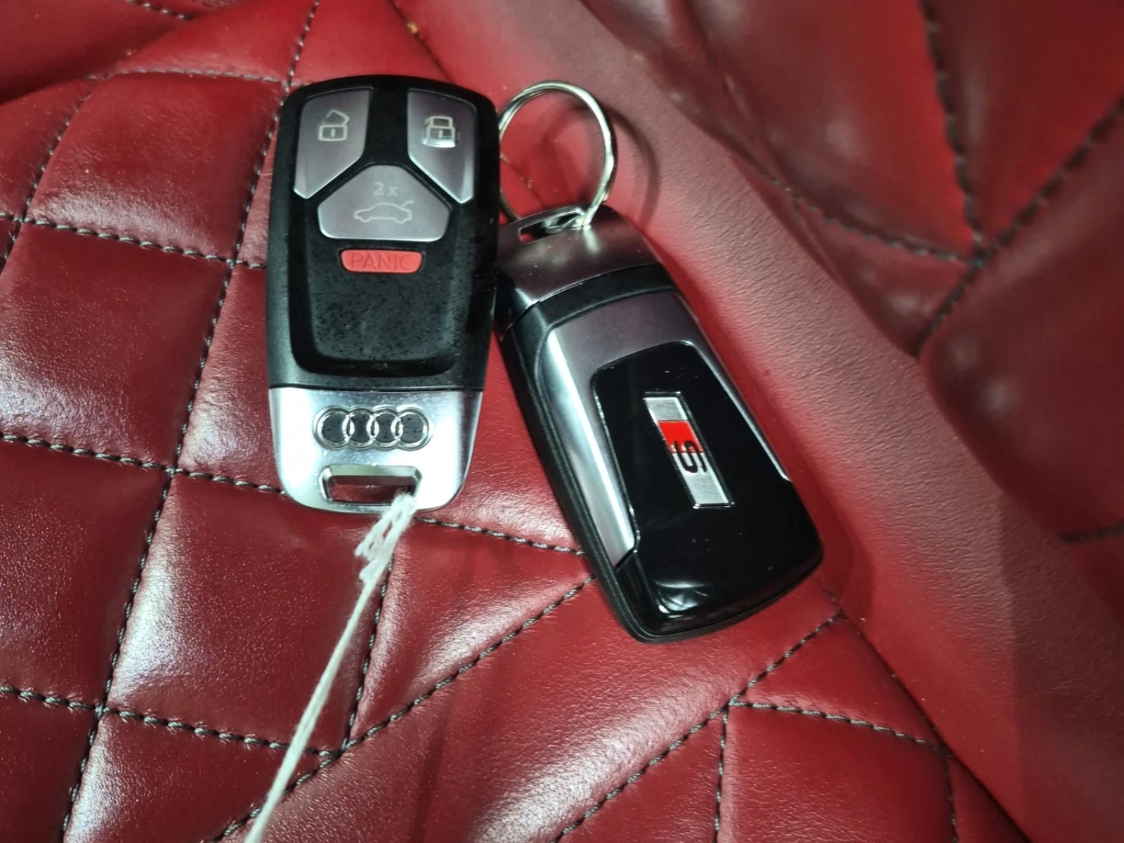Audi SQ5  TECHNIK / CARFAX / S-LINE / RED INT / PANO , снимка 9 - Автомобили и джипове - 55940236