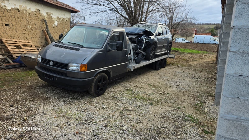 VW T4 2.5i avtomat, снимка 2 - Бусове и автобуси - 48645156