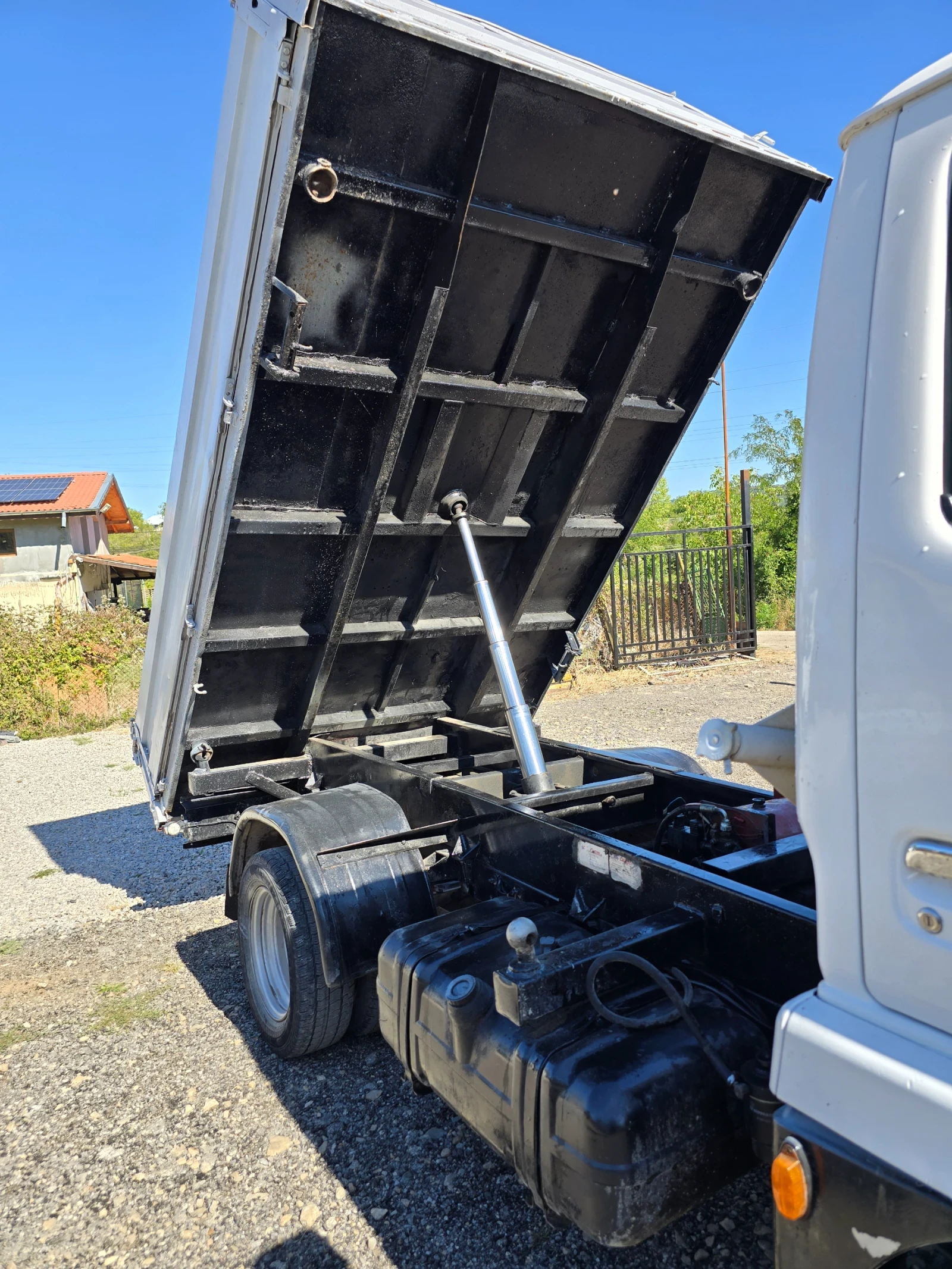 Nissan Capstar 3.0 ТРИСТРАНЕН - изображение 7