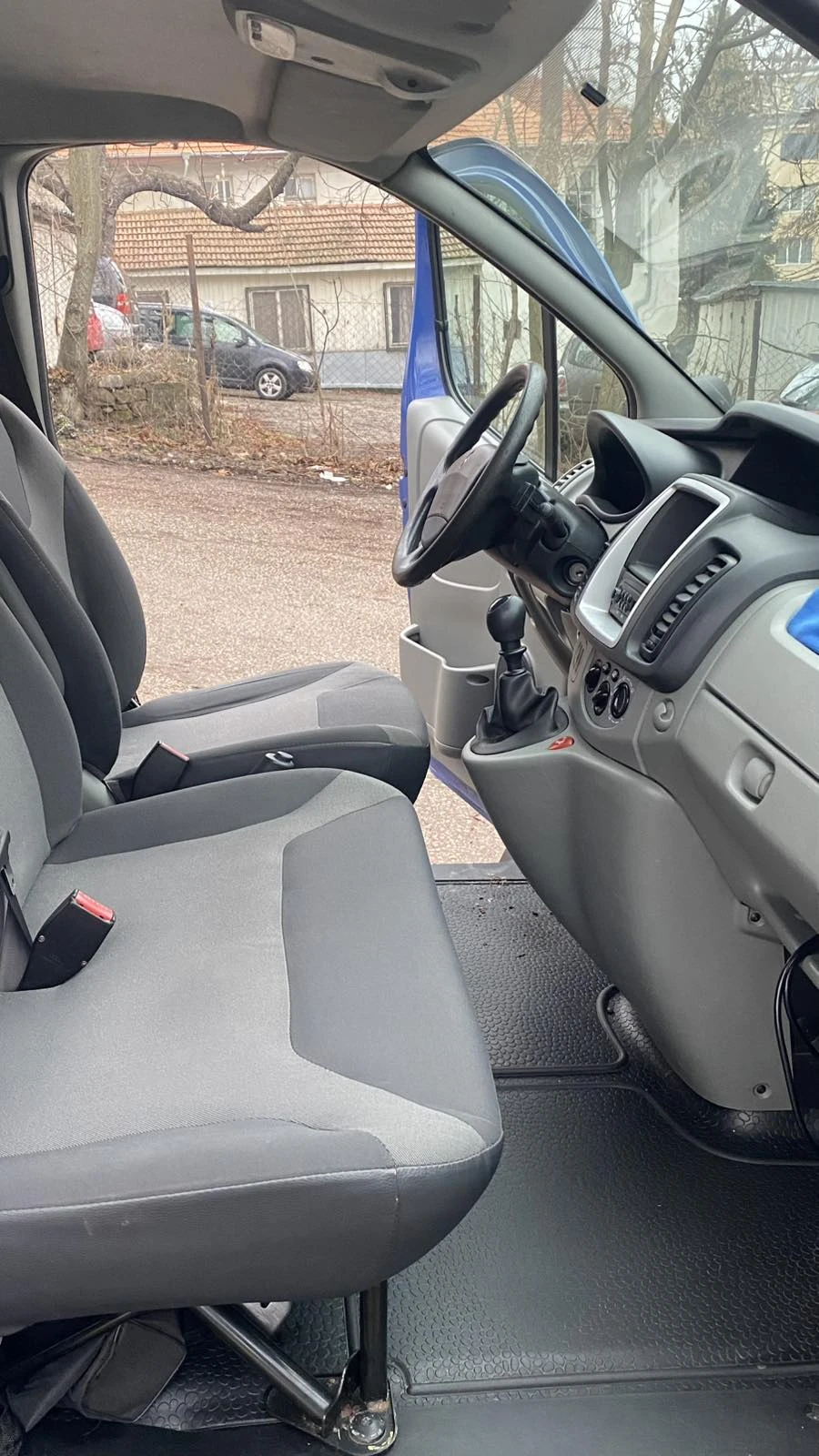 Renault Trafic 8+ 1, снимка 7 - Бусове и автобуси - 55657027