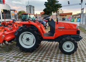 Трактор Kubota Скайтрак-Хасково, снимка 3