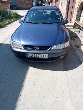 Обява за продажба на Opel Vectra ~3 000 лв. - изображение 1