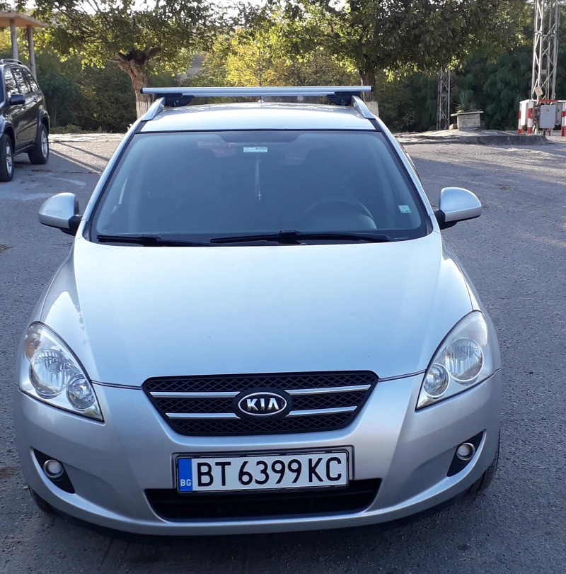 Kia Ceed, снимка 2 - Автомобили и джипове - 49139361