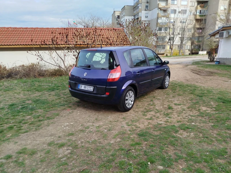 Renault Scenic 1.4i, снимка 6 - Автомобили и джипове - 49598860