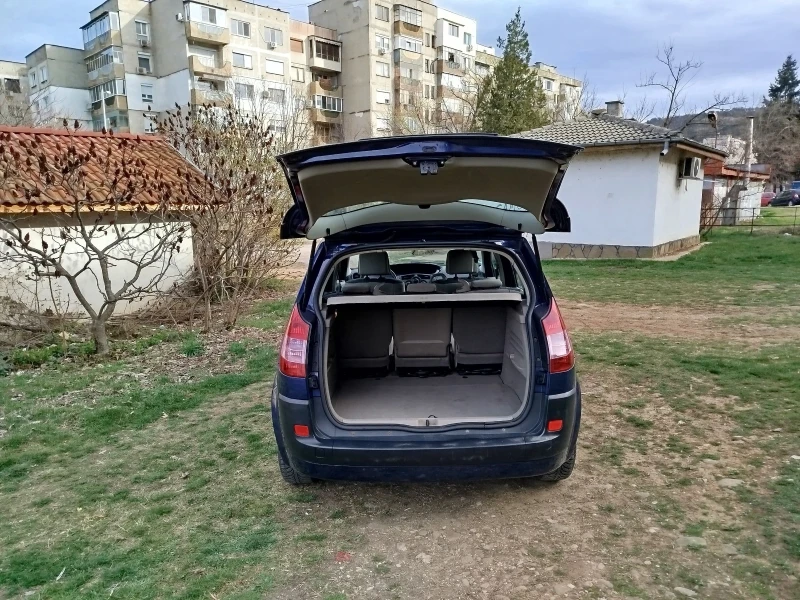 Renault Scenic 1.4i, снимка 11 - Автомобили и джипове - 49598860