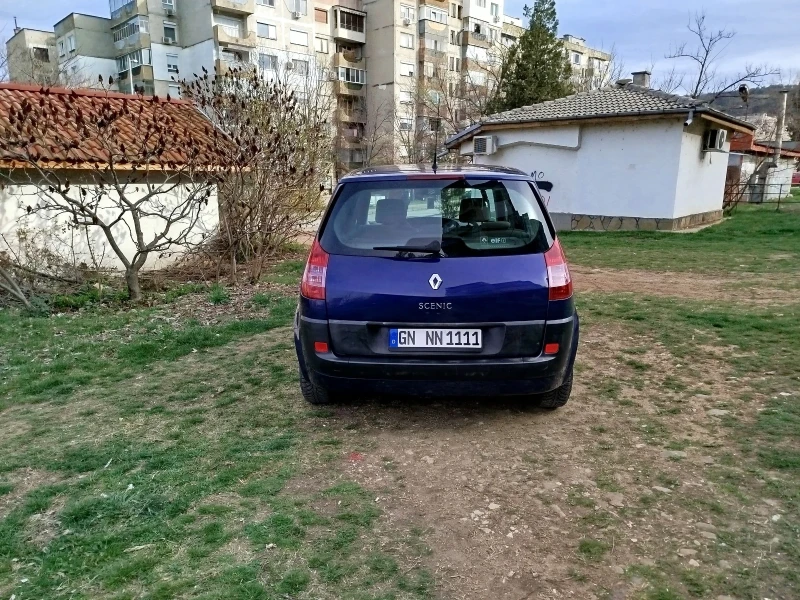 Renault Scenic 1.4i, снимка 5 - Автомобили и джипове - 49598860