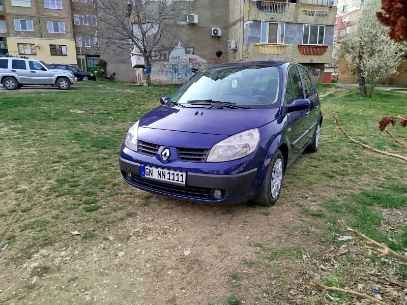 Renault Scenic 1.4i, снимка 3 - Автомобили и джипове - 49598860