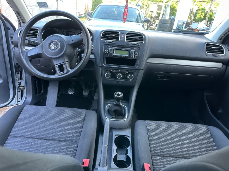 VW Golf, снимка 7 - Автомобили и джипове - 52568250