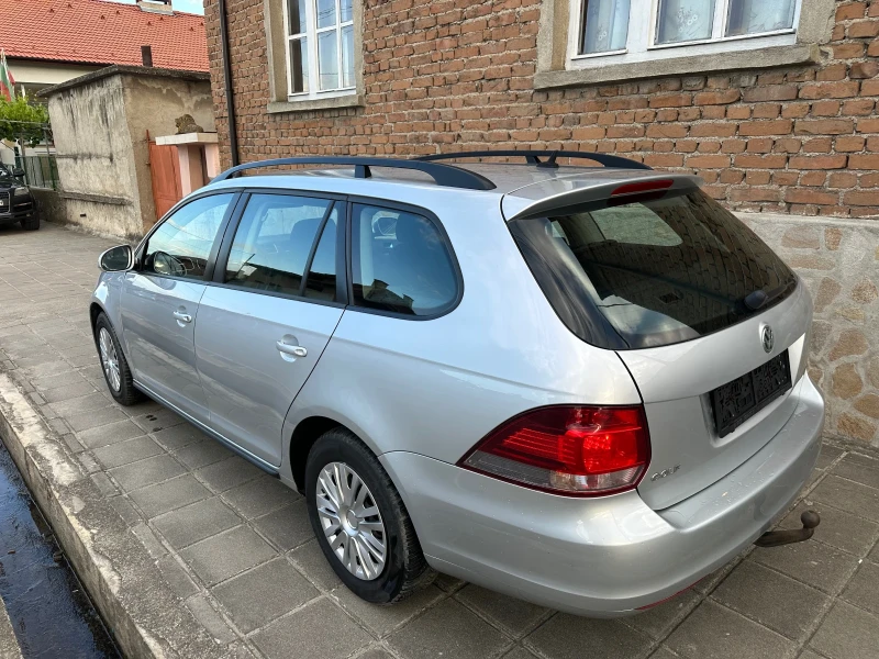 VW Golf, снимка 4 - Автомобили и джипове - 52568250