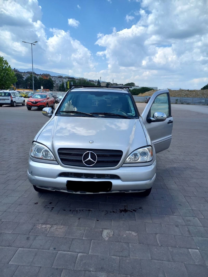 Mercedes-Benz ML 320, снимка 4 - Автомобили и джипове - 52588089