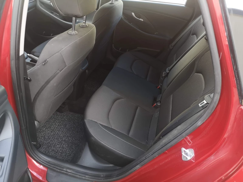 Hyundai I30 Trend, снимка 11 - Автомобили и джипове - 52103033