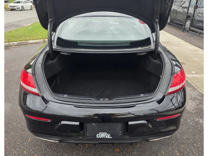 Mercedes-Benz C 300 * 4MATIC COUPE AMG PKG * NAVIGATION / PANORAMI * C, снимка 8 - Автомобили и джипове - 53008803