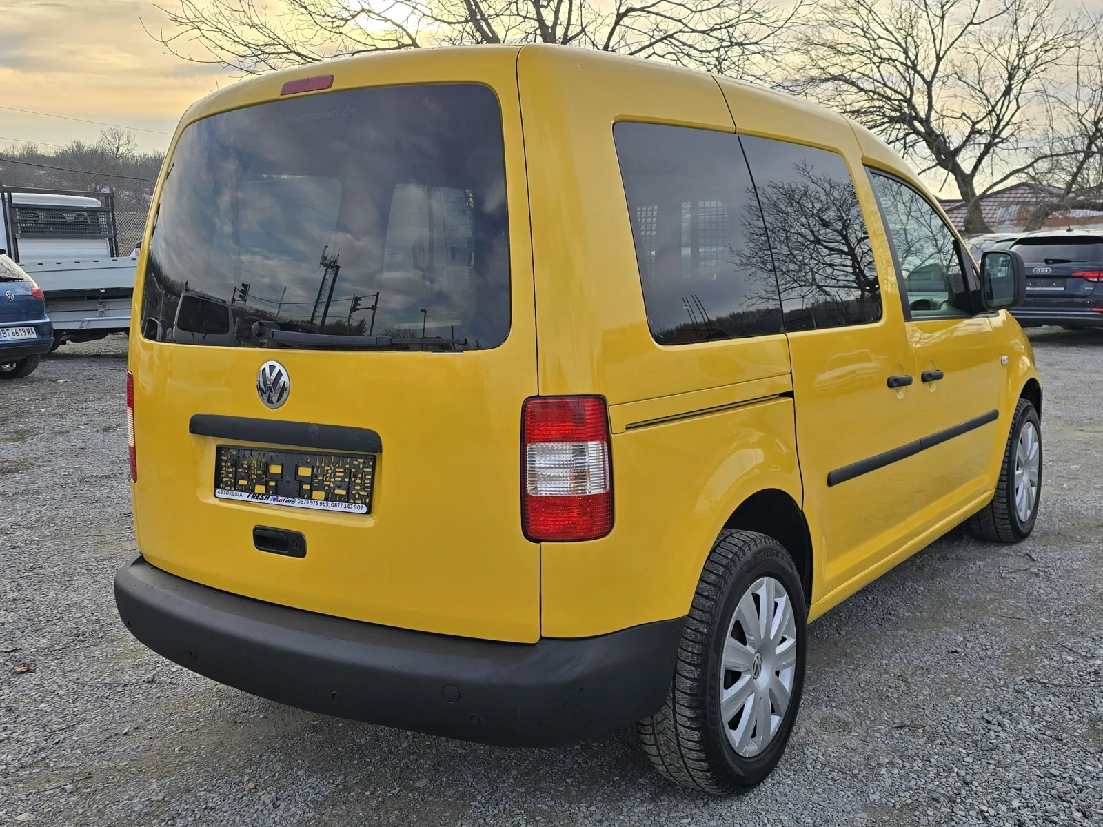 VW Caddy 2.0 SDI 75 К.С. - изображение 4