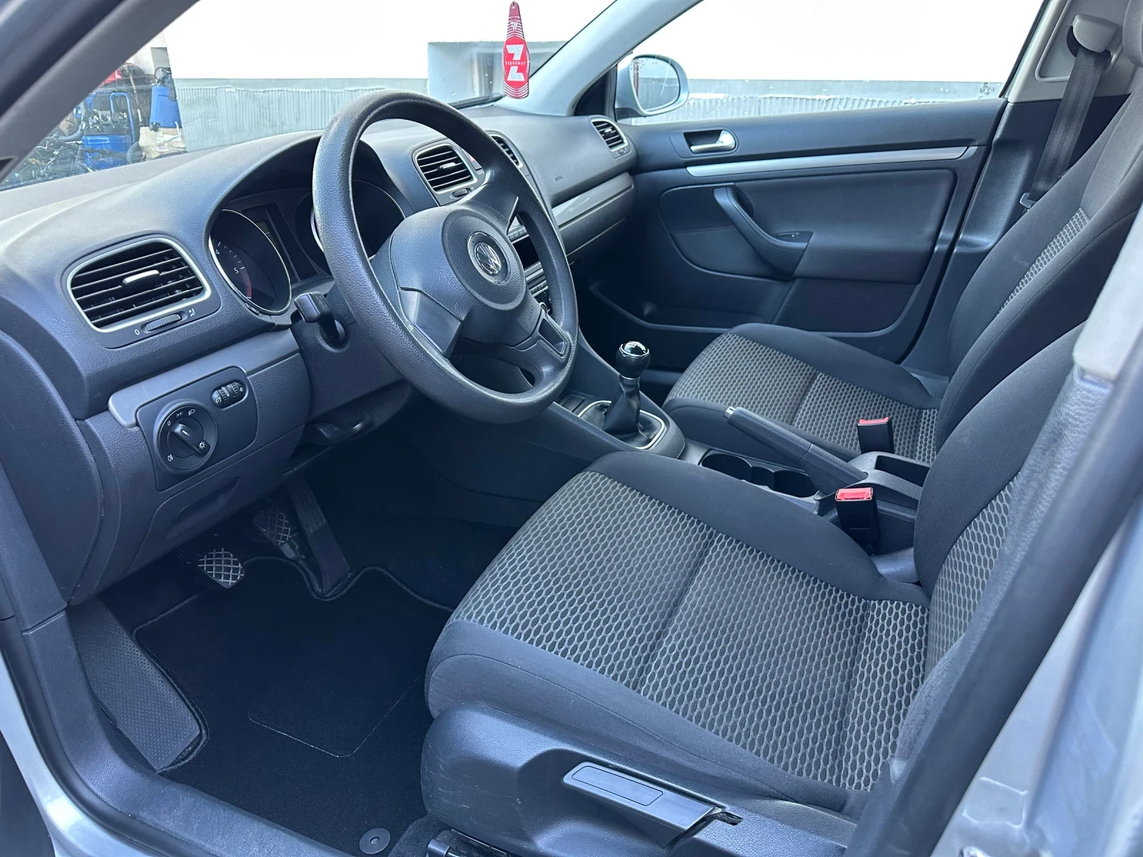 VW Golf  - изображение 8