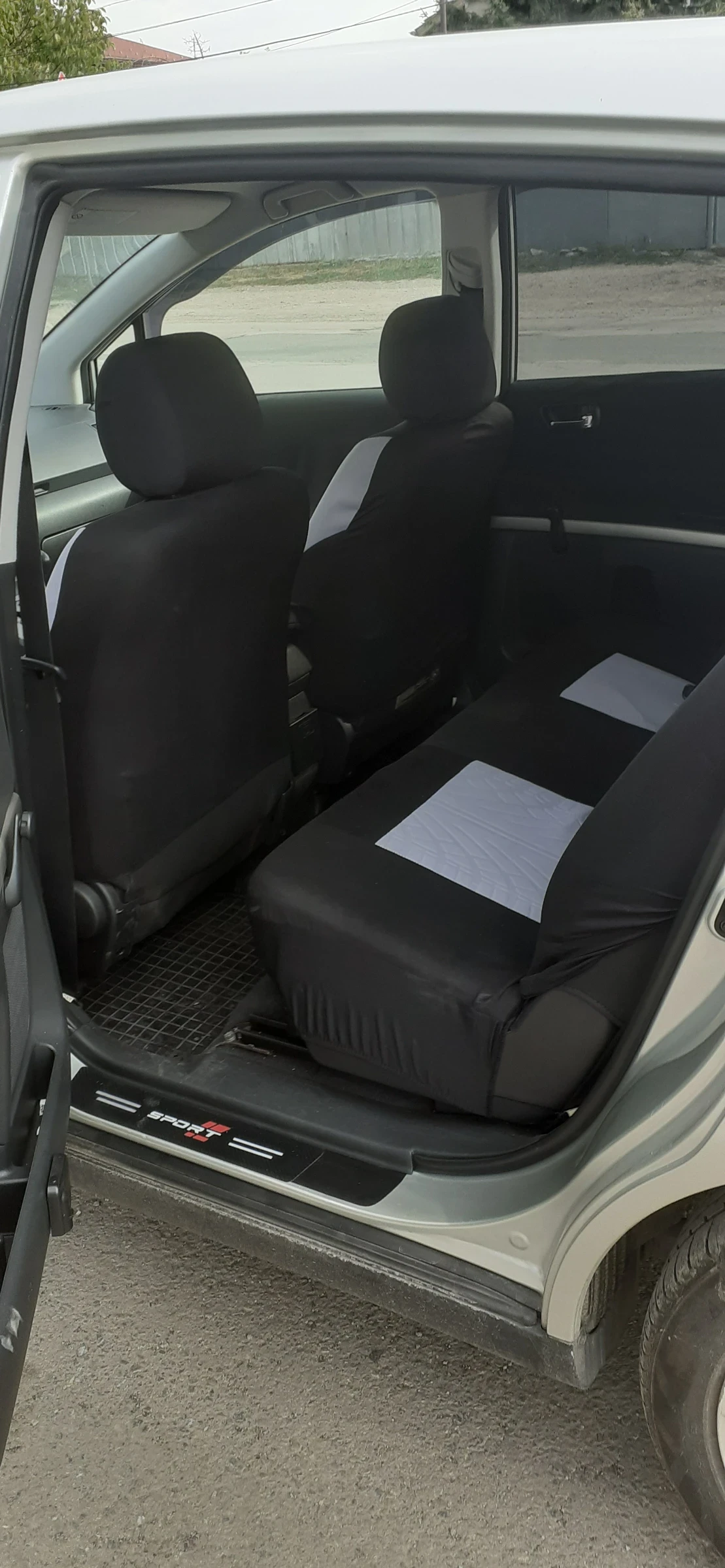 Toyota Corolla verso 1.8vvti 130k.ван автоматик - изображение 5