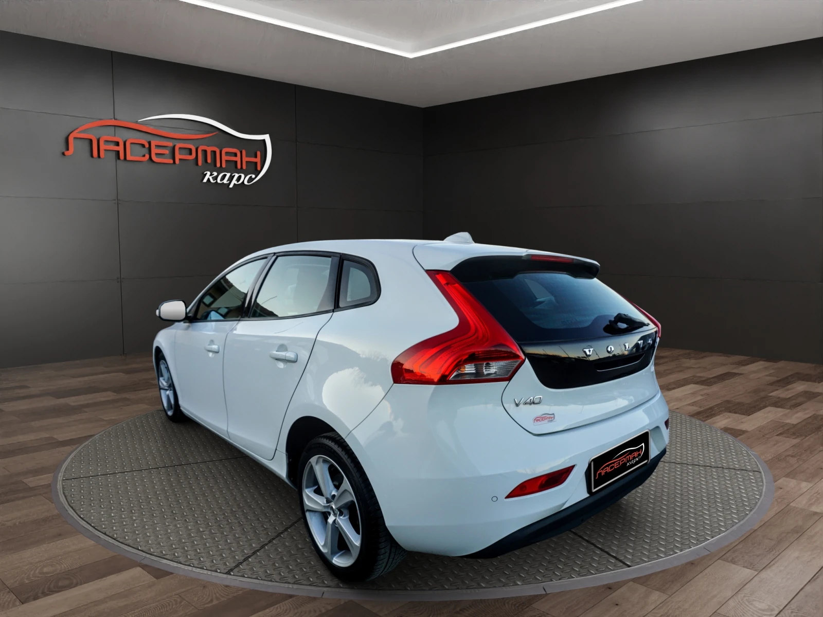 Volvo V40 1.6 d2 KINETIC - изображение 4