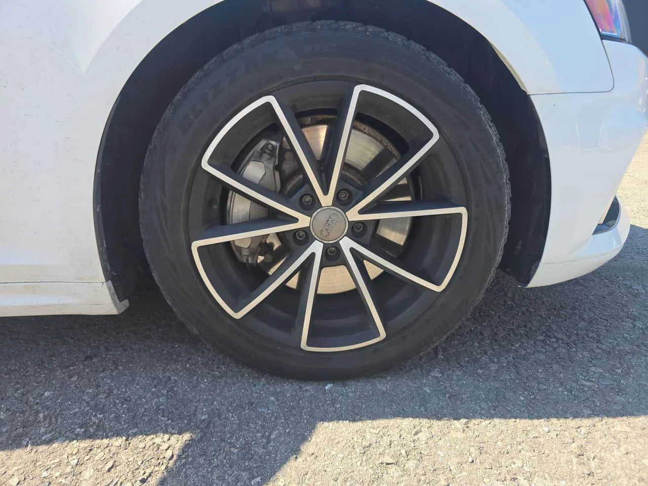 Audi A5 Komfort * KEYLESS * ПОДГРЕВ * ОТ ПРЕДСТАВИТЕЛСТВО, снимка 6 - Автомобили и джипове - 54251427