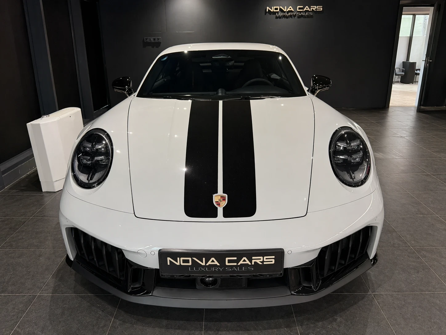 Porsche 911 GTS 992.2 , снимка 3 - Автомобили и джипове - 54300507