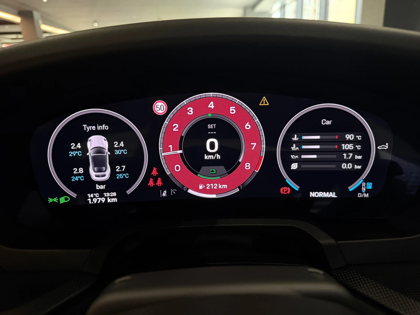 Porsche 911 GTS 992.2 , снимка 8 - Автомобили и джипове - 54300507