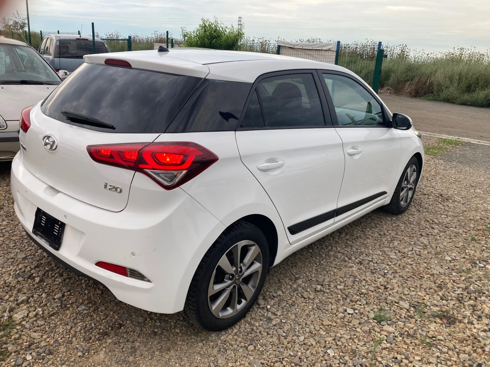Hyundai I20 1.4Automat, снимка 5 - Автомобили и джипове - 54890675